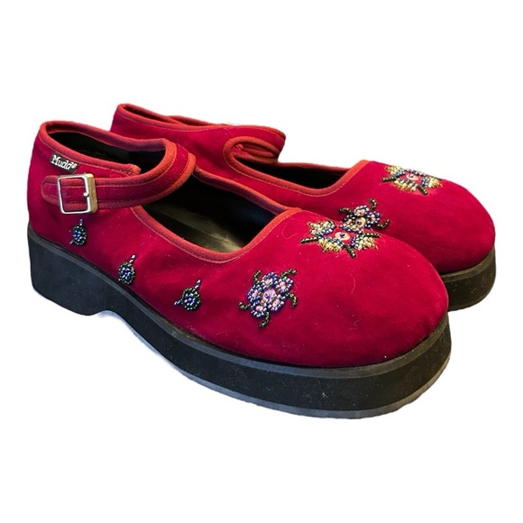 Vintage Y2K MUDD Red Mary Jane’s Platform Shoes Floral Beading Detail Size 8M - Picture 1 of 12